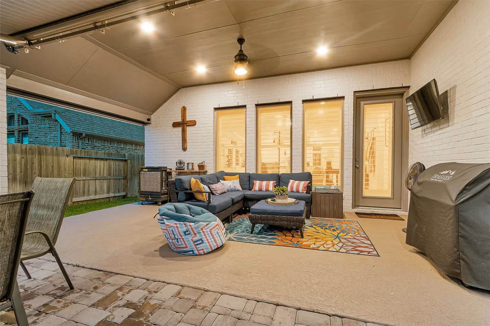 Photo 4 of 23672 Silver Palm Trail, New Caney, TX