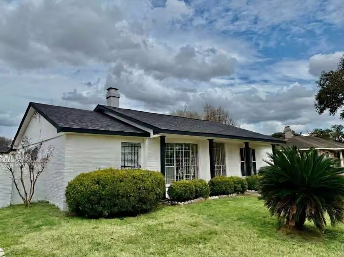 Photo 3 of 12834 Glenwolde Drive, Houston, TX
