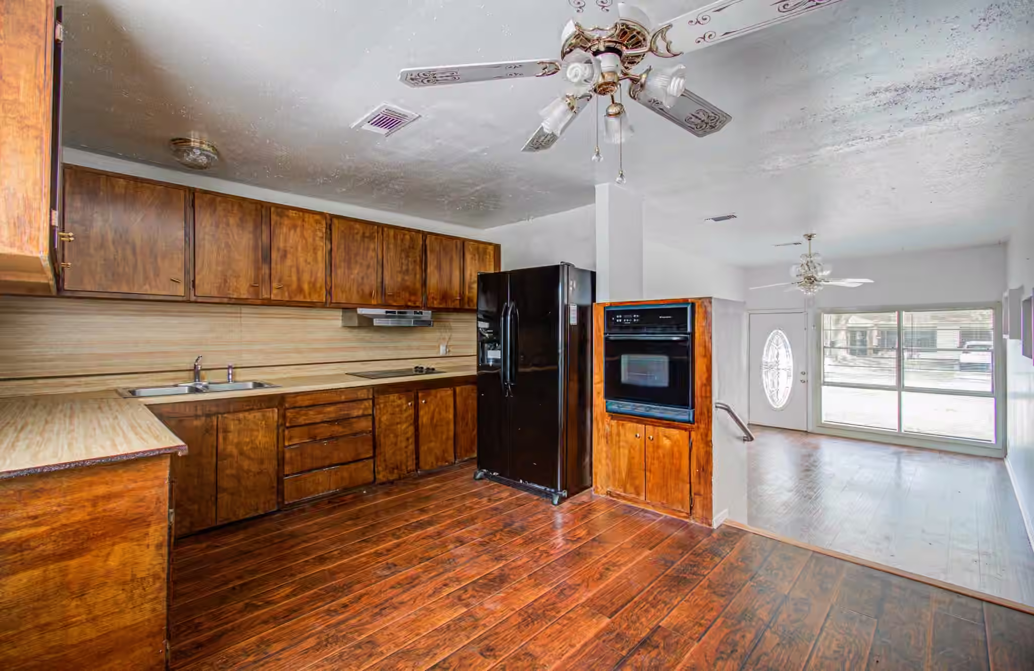 Photo 6 of 3326 Proswimmer Street, Houston, TX