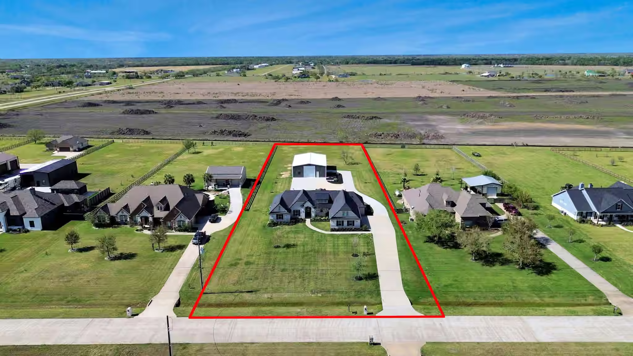Photo 2 of 7723 Stratford Hall Drive, Rosharon, TX