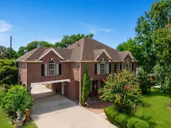 Photo 3 of 11023 Maize Lane, Houston, TX