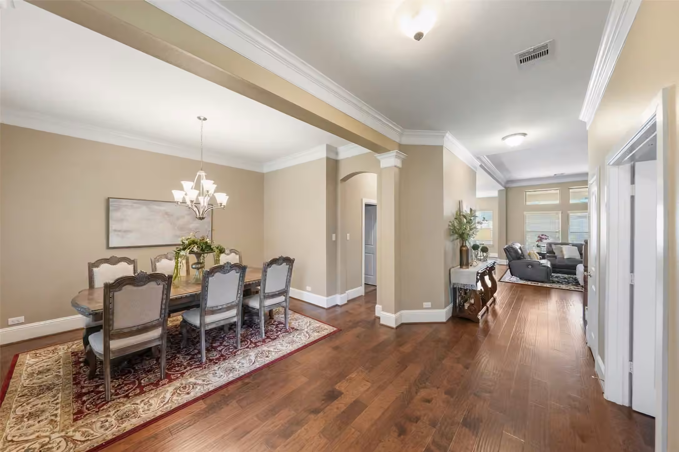 Photo 4 of 8206 Caroline Ridge Drive, Humble, TX
