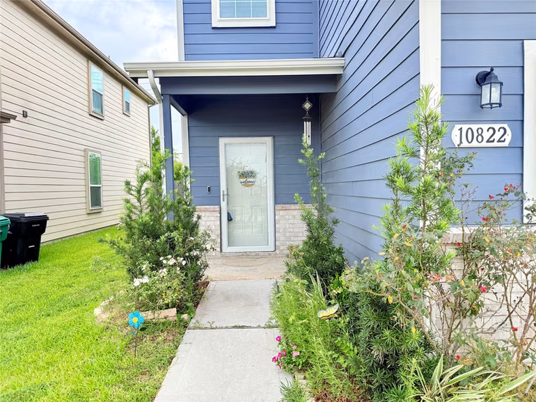 Photo 2 of 10822 Parra Peek Drive, Houston, TX