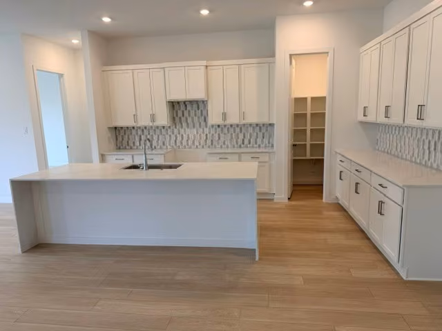 Photo 4 of 27112 Wrangler Way Drive, Montgomery, TX