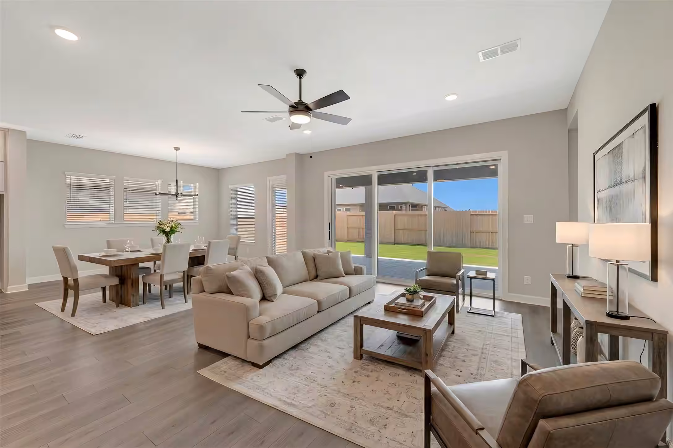 Photo 4 of 12134 Jacob Lane, Mont Belvieu, TX