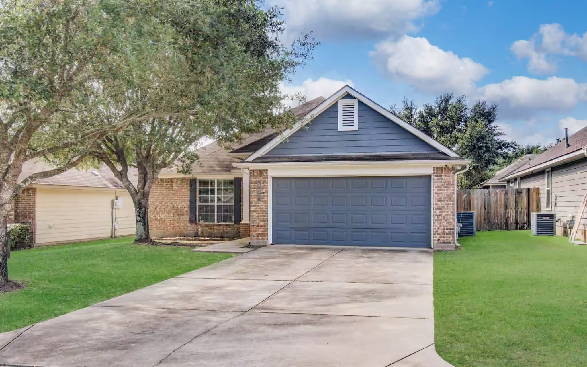 Photo of 957 Oak Terrace Drive, Willis, TX