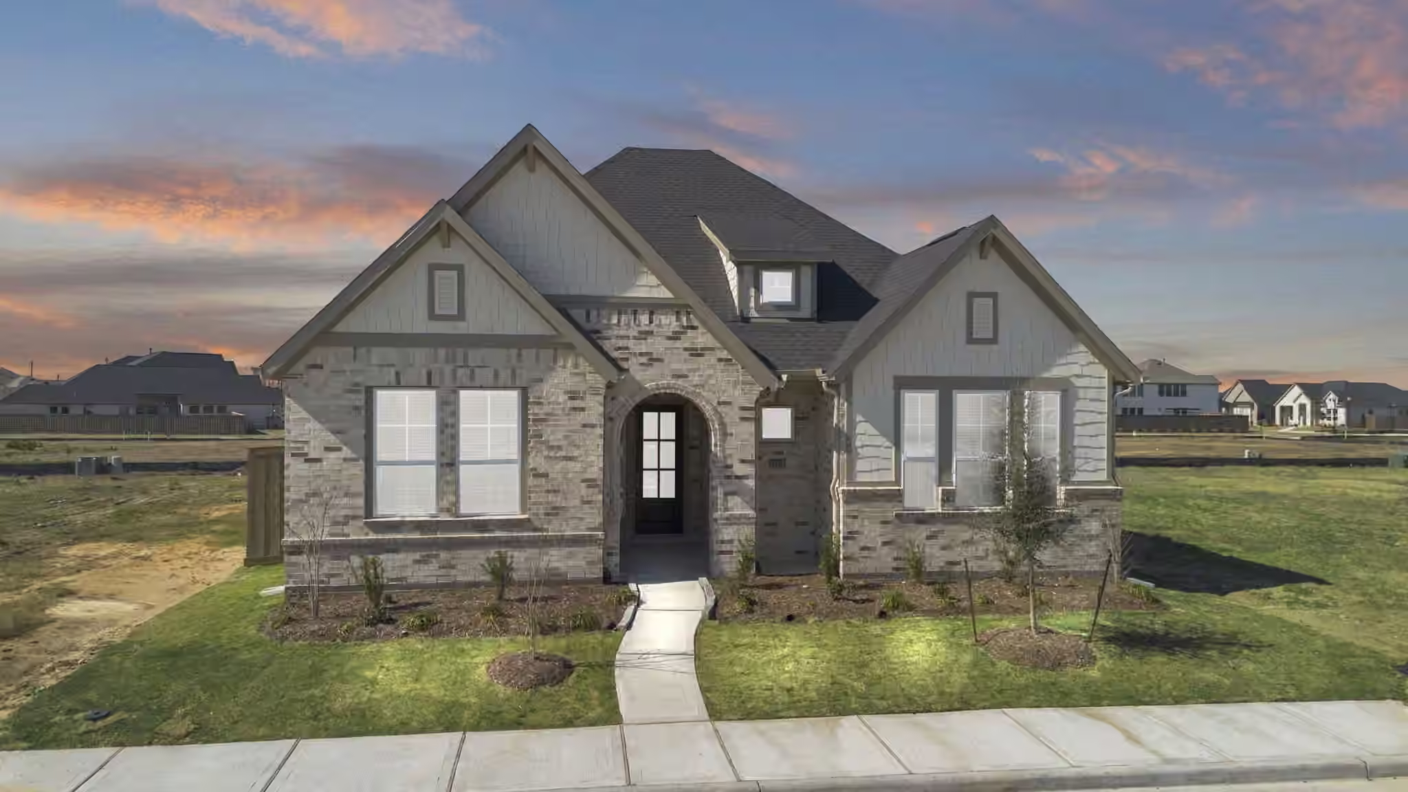 Photo 2 of 11919 Canal View Boulevard, Mont Belvieu, TX