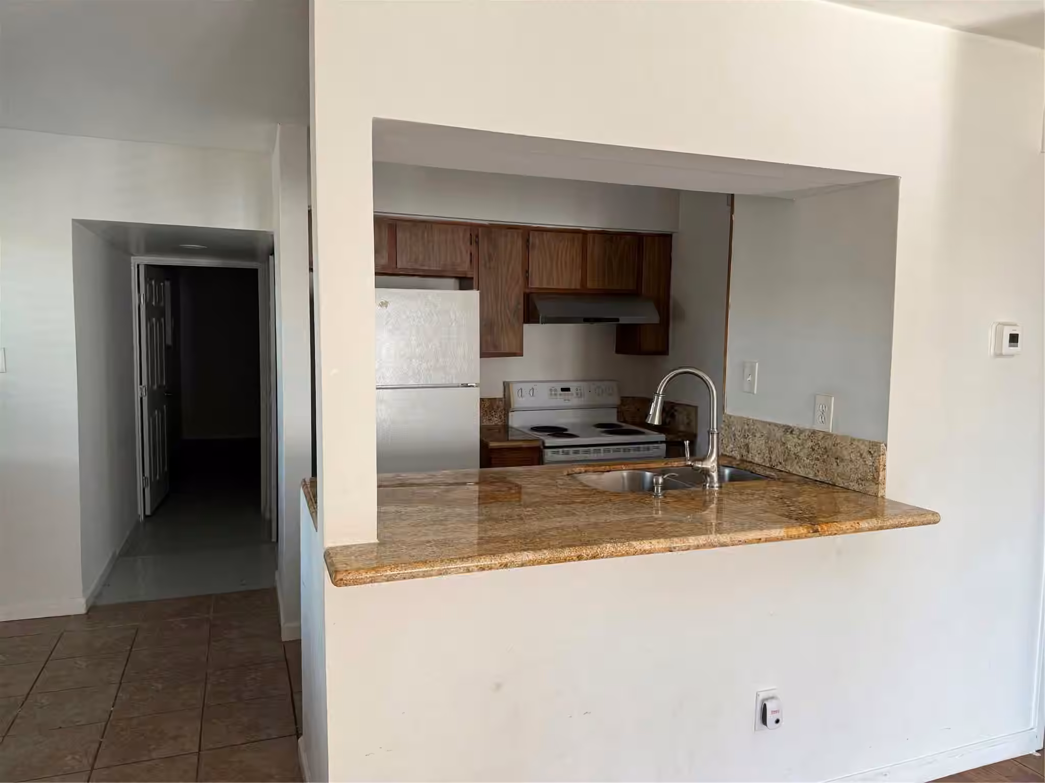 Photo 4 of 6601 Sands Point Drive 41, Houston, TX