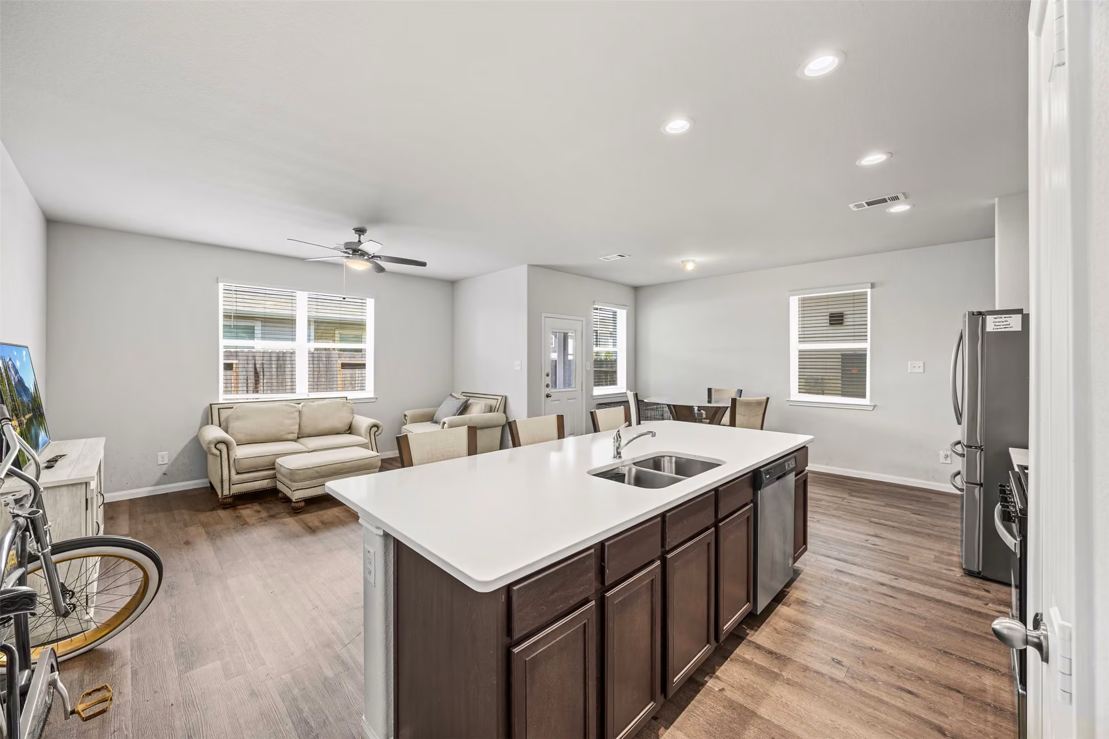 Photo 7 of 3919 Faletti Drive, Katy, TX