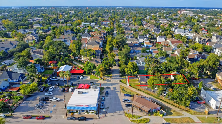 Photo 7 of 610 Columbia Street, Houston, TX