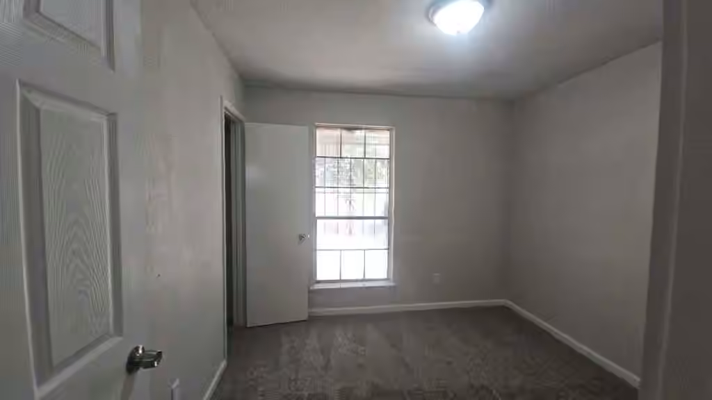 Photo 7 of 4502 Charriton Drive, Houston, TX