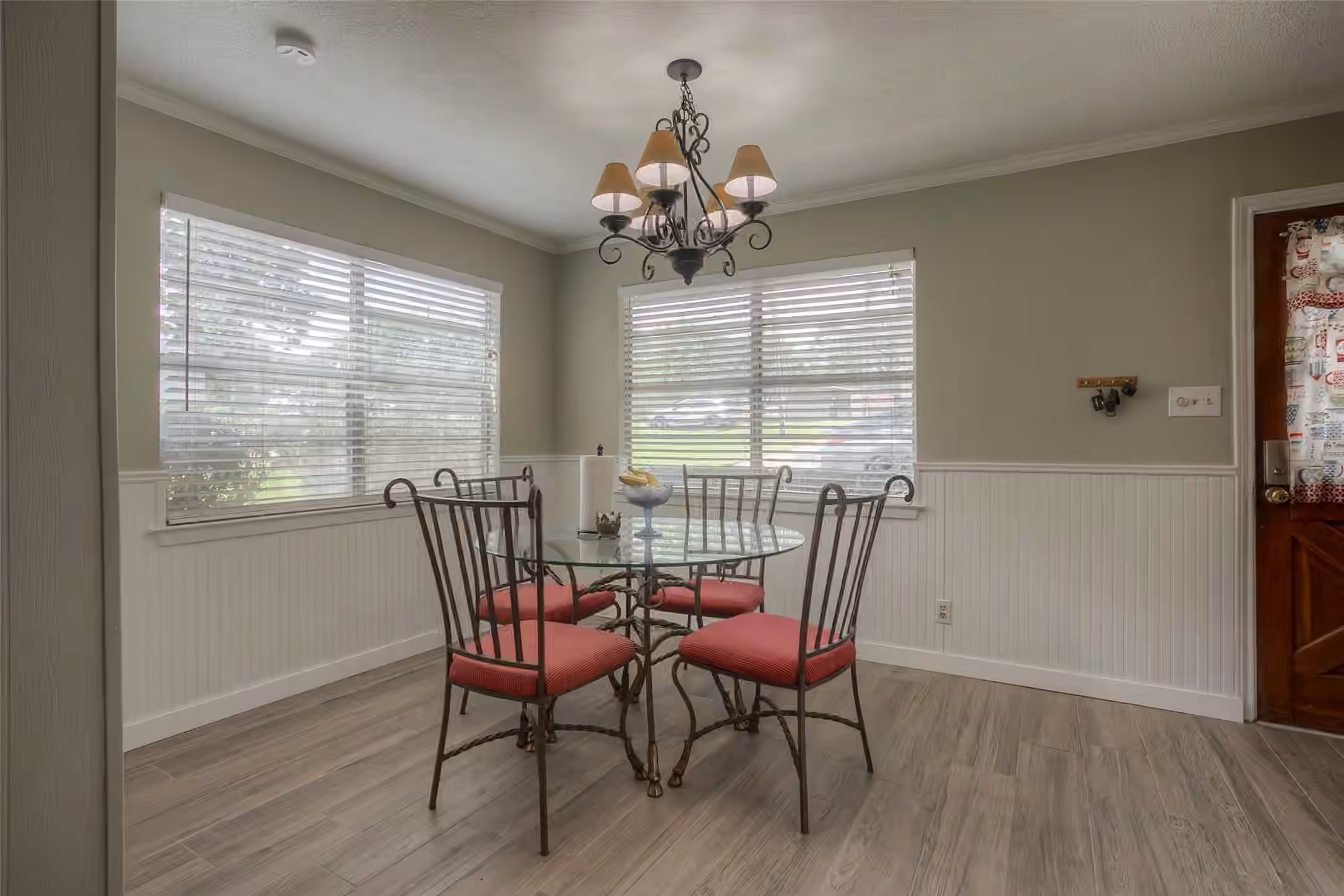 Photo 6 of 130 S Oak Bluff Drive, Trinity, TX
