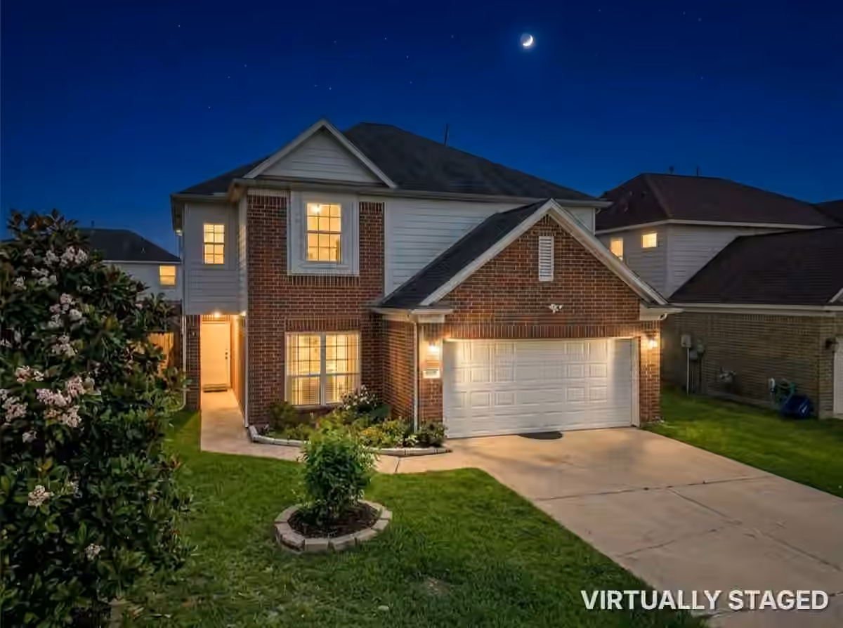 Photo 3 of 2706 Oak Ridge Park Drive, Houston, TX