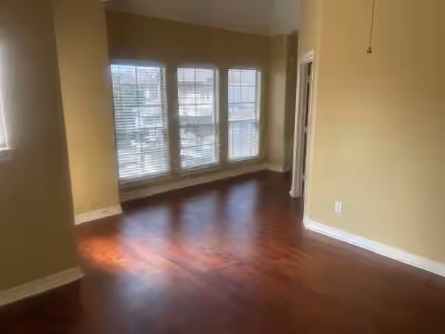 Photo 5 of 8005 Creede Drive, Houston, TX