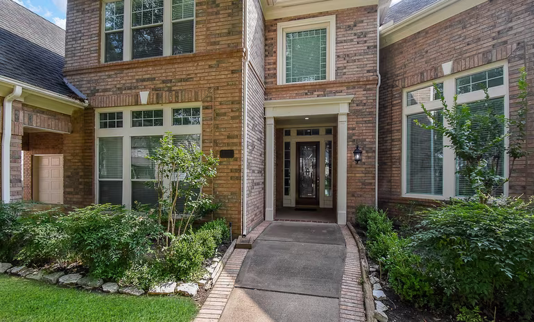 Photo 7 of 3211 Riviera Drive, Sugar Land, TX