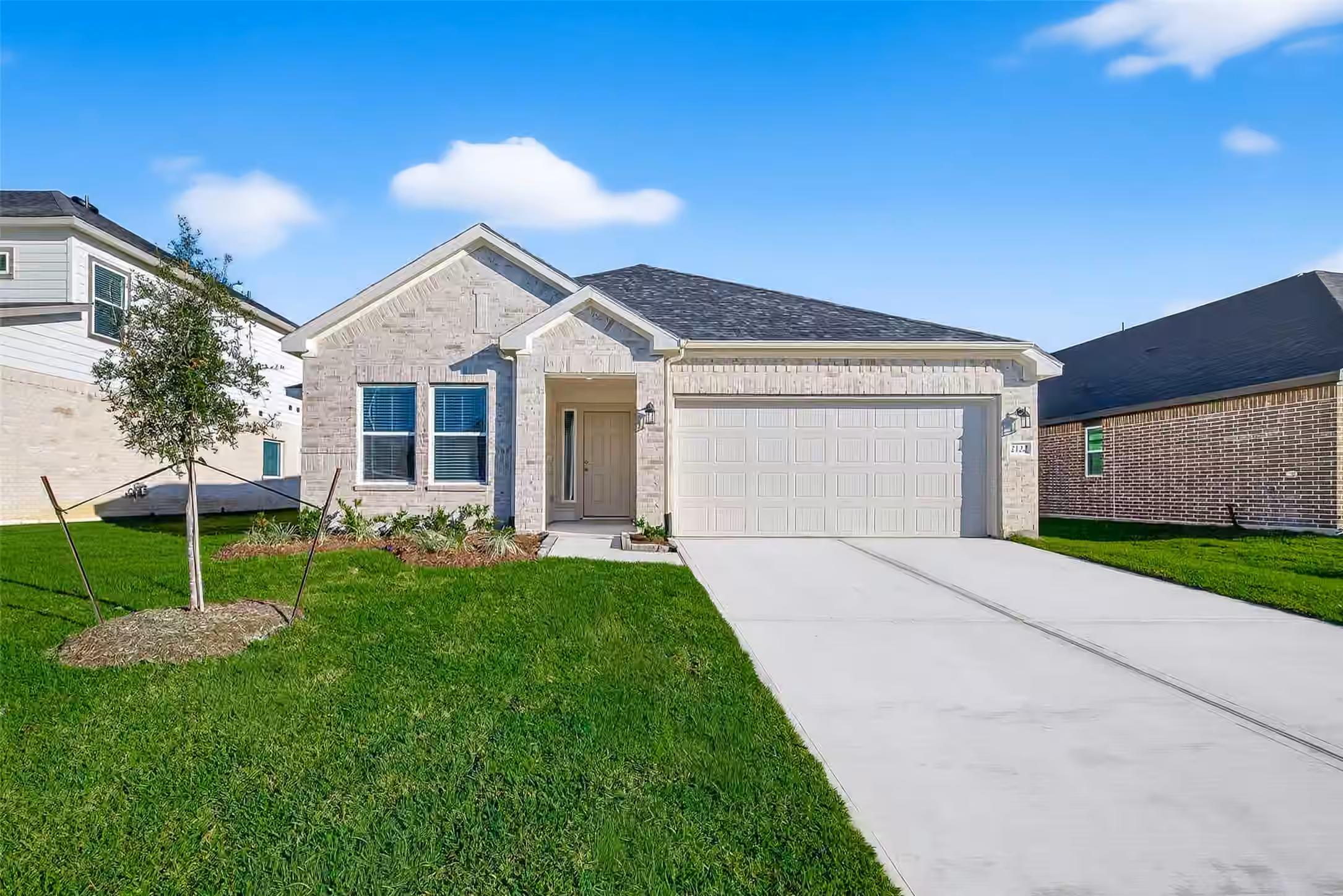 Photo of 12612 Canyon Falls Boulevard, Willis, TX 77318