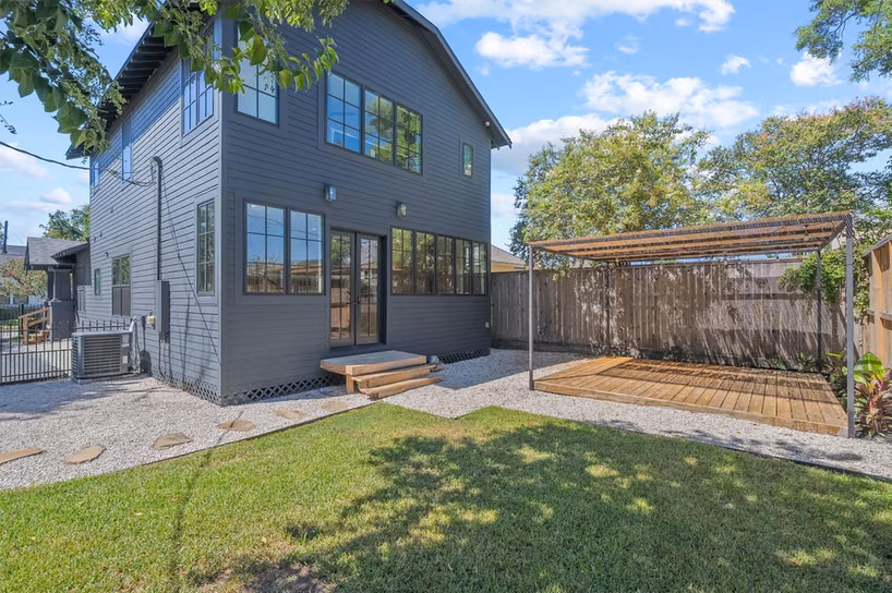 Photo 5 of 107 Munford Street, Houston, TX