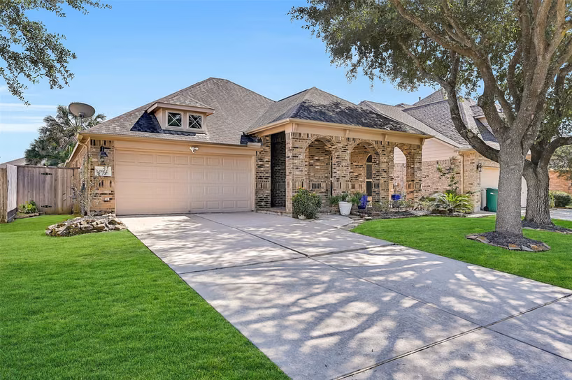 Photo of 2622 Canyon Falls Drive, Manvel, TX 77578