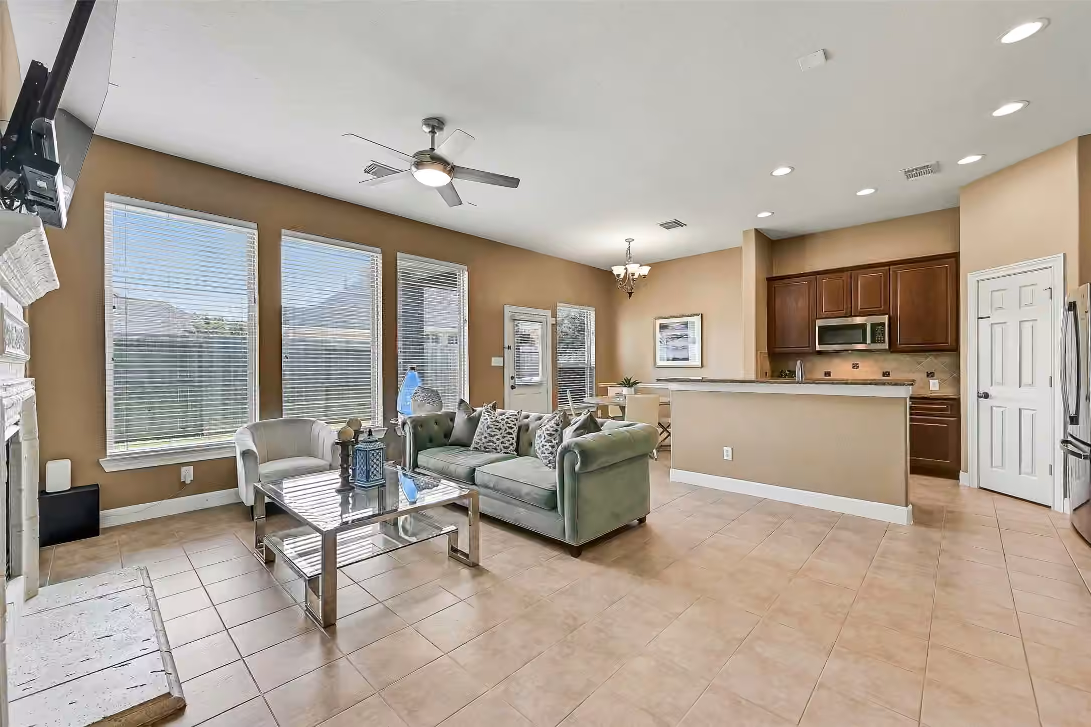 Photo 7 of 2622 Canyon Falls Drive, Manvel, TX