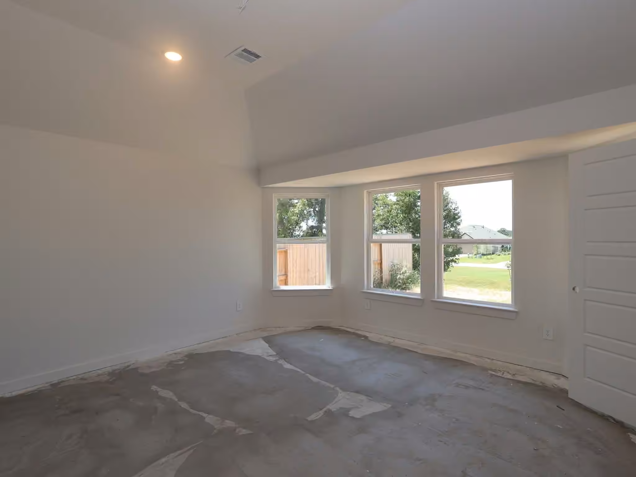 Photo 6 of 10322 Navarro Path, Montgomery, TX