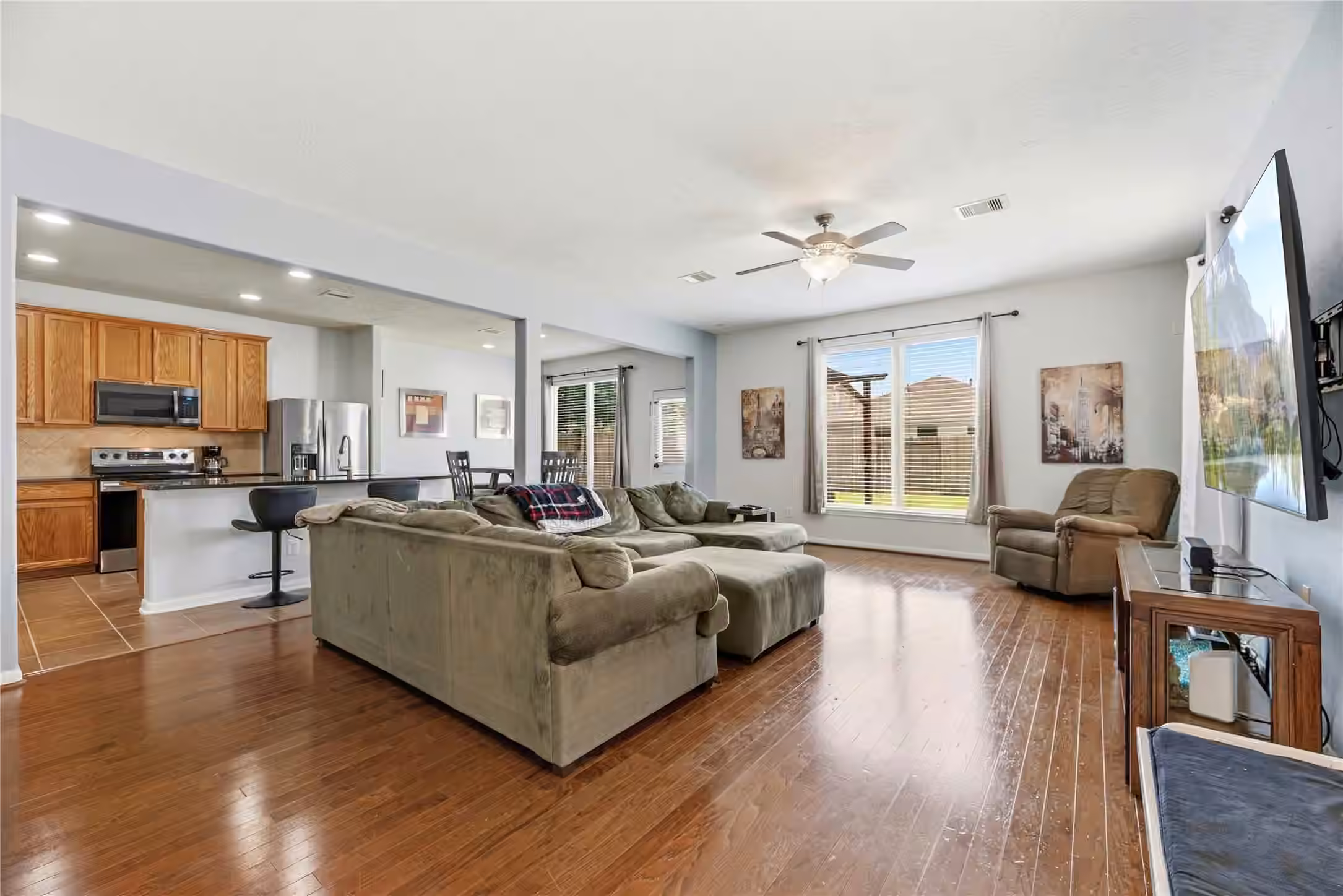 Photo 5 of 20619 Summer Retreat Lane, Cypress, TX