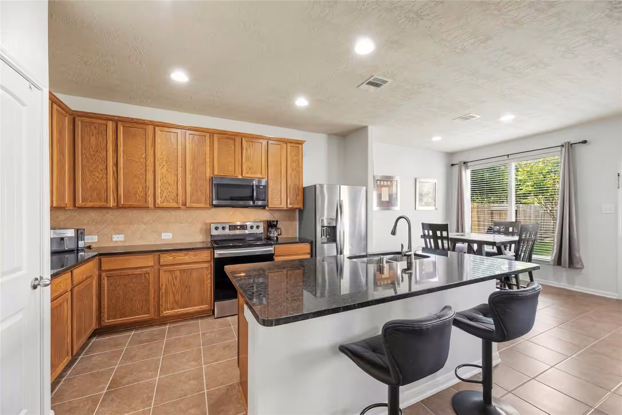 Photo 6 of 20619 Summer Retreat Lane, Cypress, TX