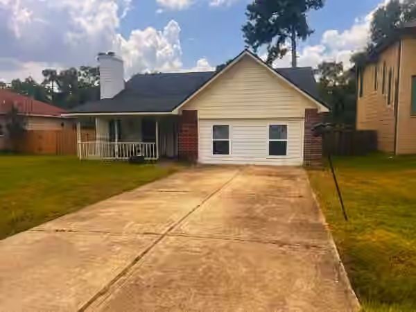Photo of 519 Tallow Drive, Conroe, TX