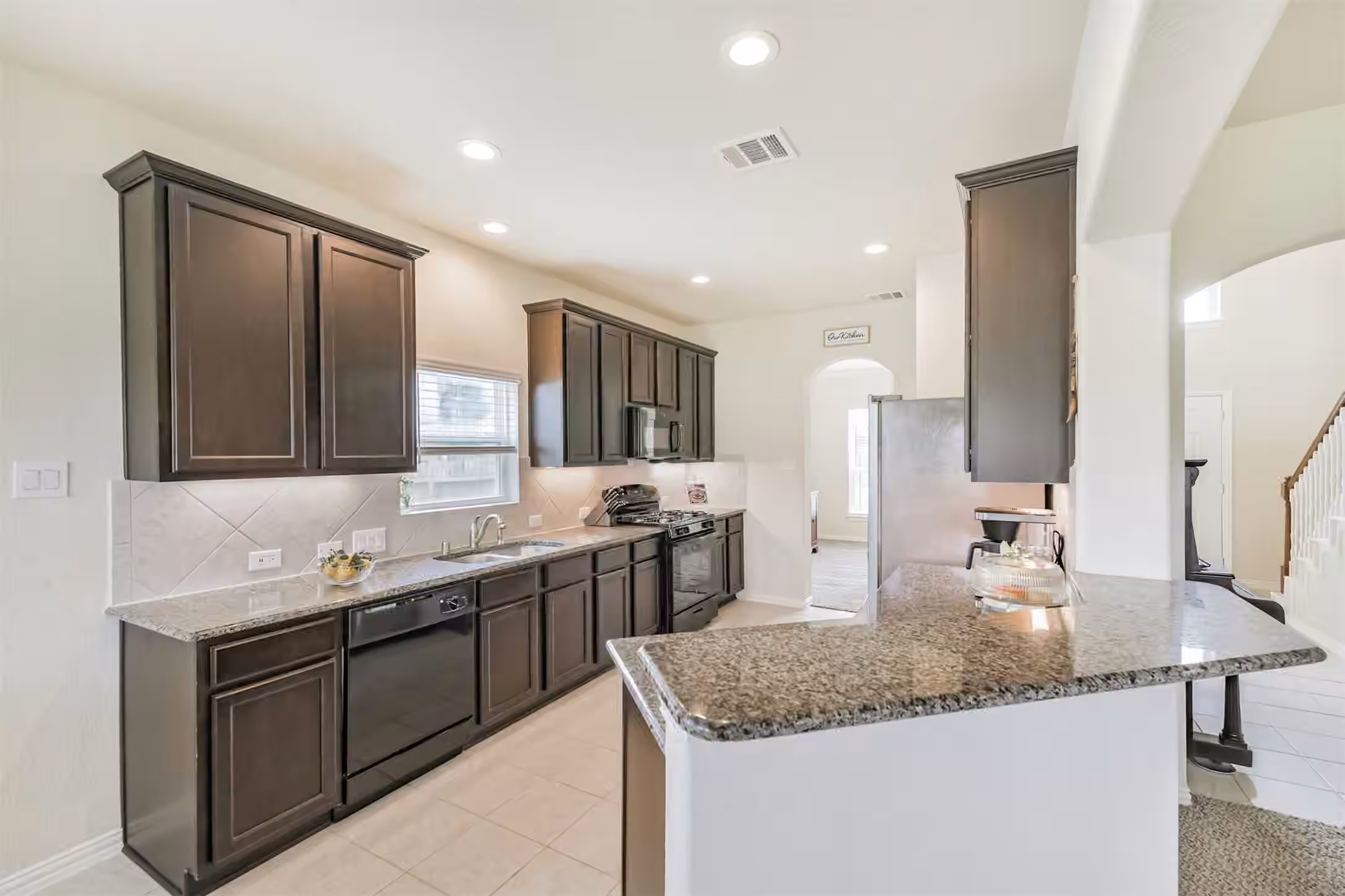 Photo 5 of 341 Gallant Fox Way, New Caney, TX