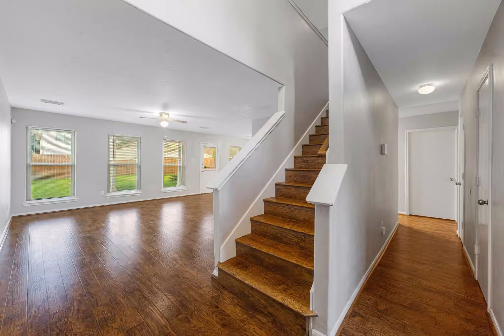 Photo 6 of 6726 Windy River Lane, Katy, TX
