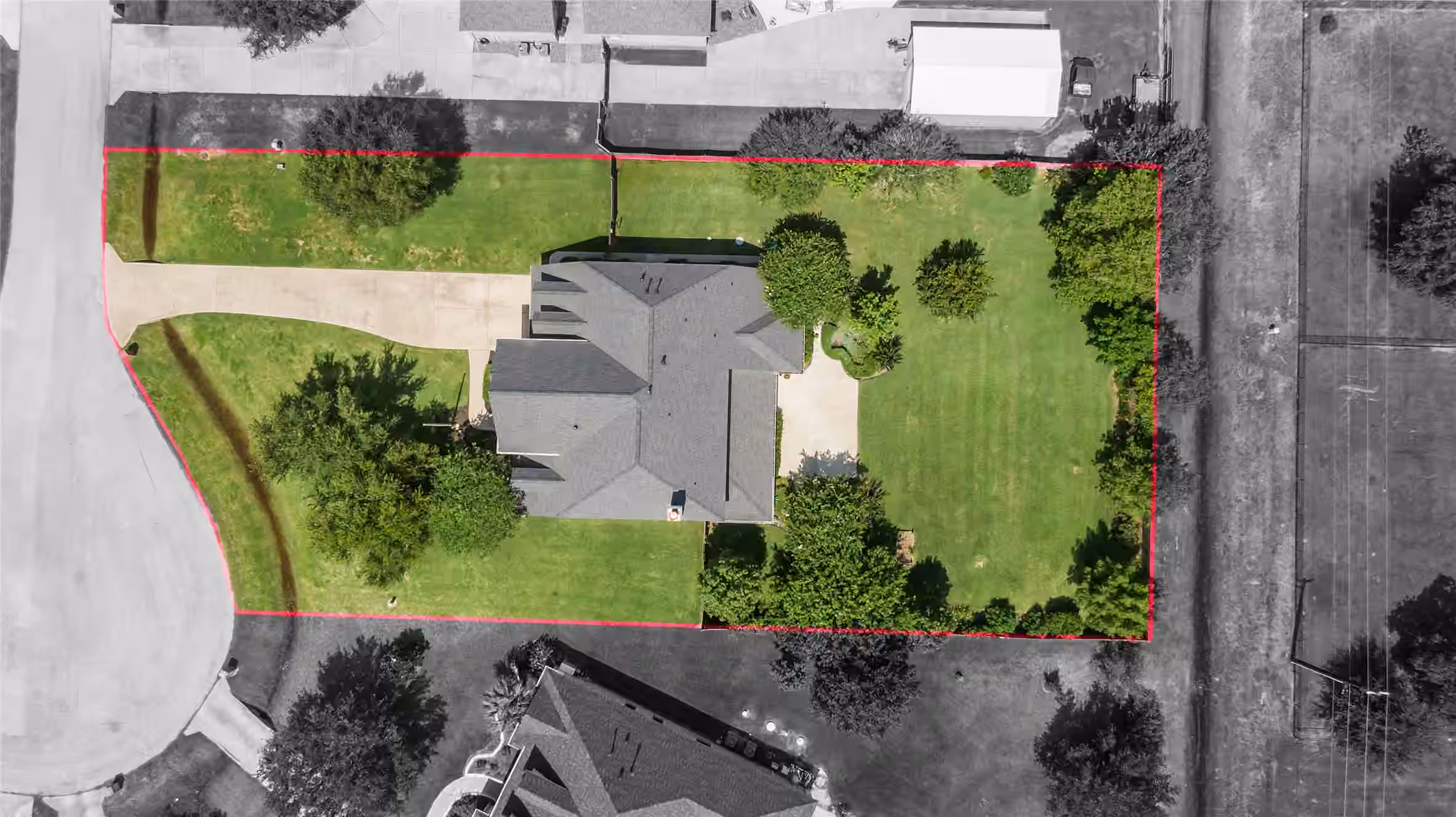 Photo 2 of 14903 High Meadow Lane, Baytown, TX