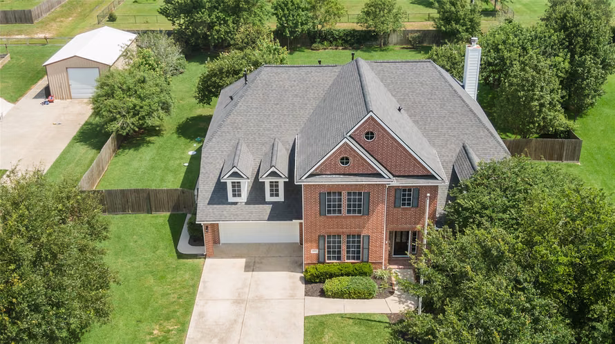 Photo 5 of 14903 High Meadow Lane, Baytown, TX