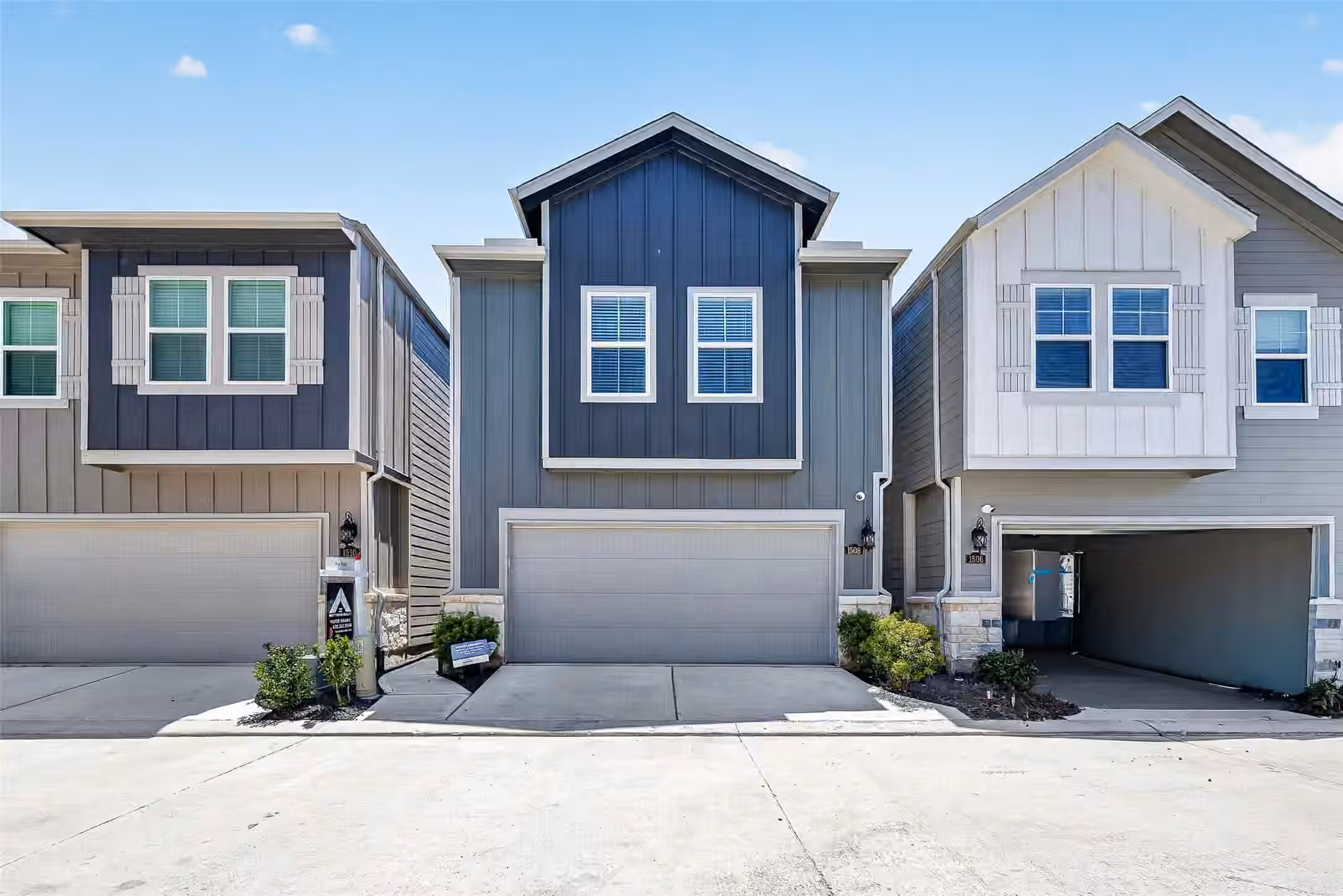 Photo 2 of 1508 Blue Acer Drive, Houston, TX