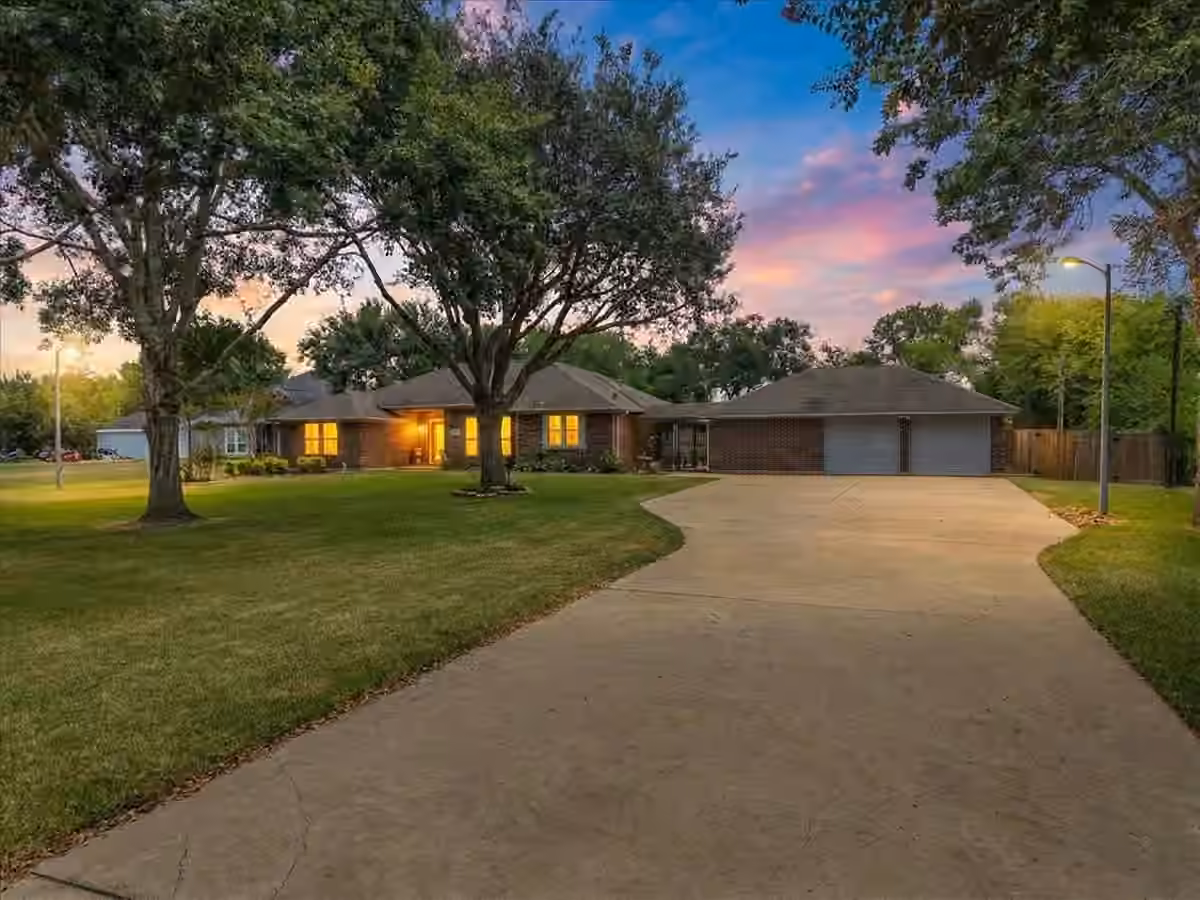 Photo of 5255 Beaver Road, Santa Fe, TX 77517