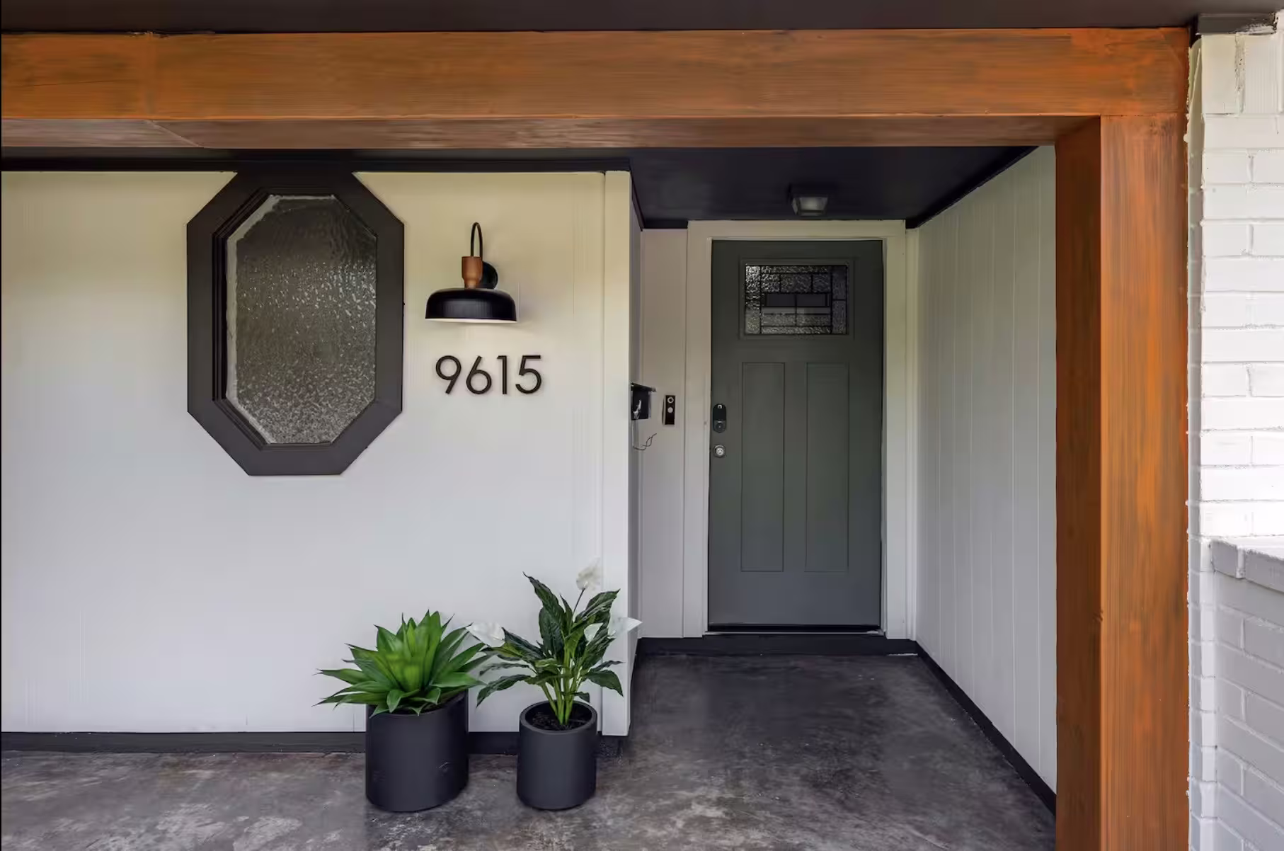 Photo 2 of 9615 Richmond Avenue, Houston, TX