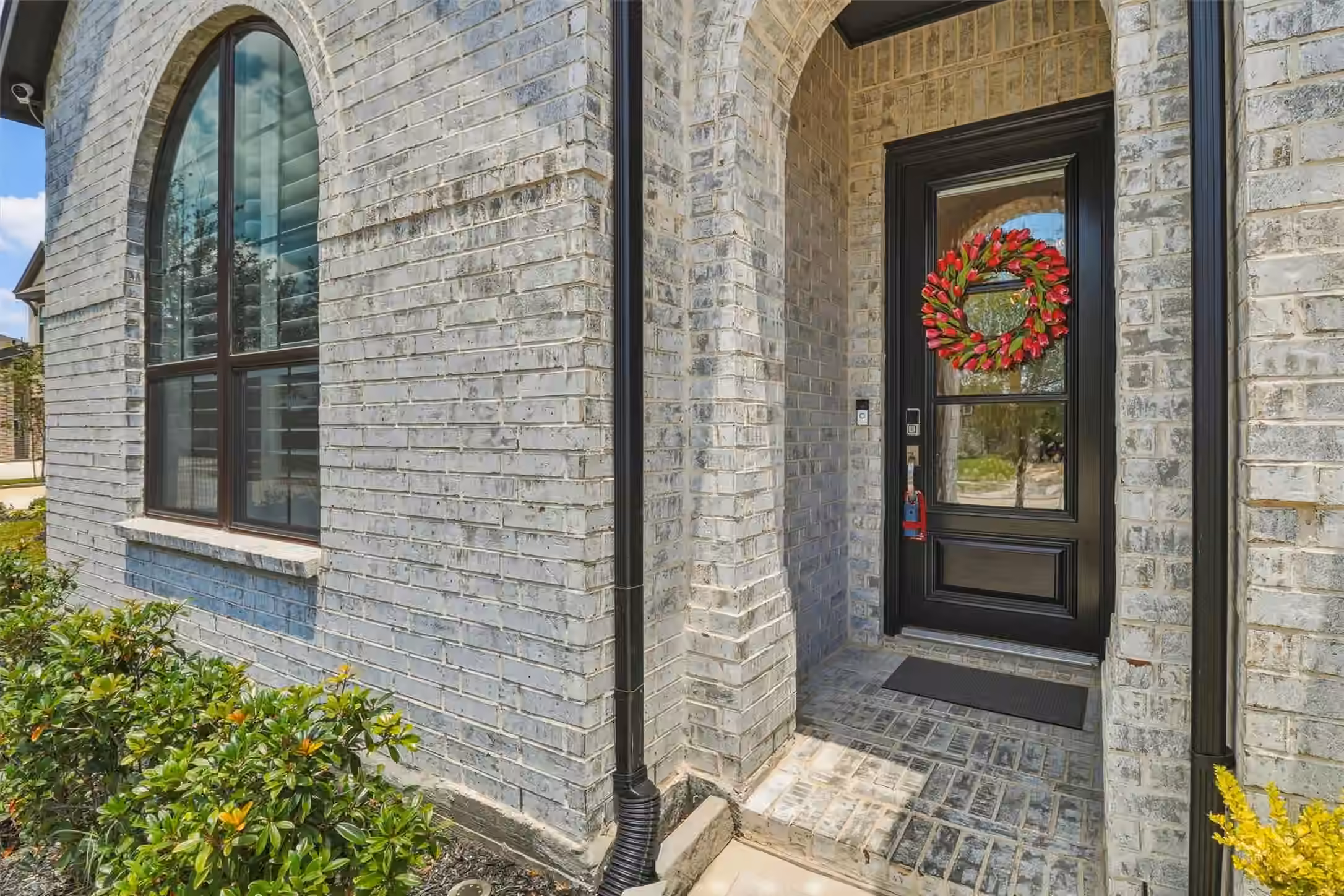Photo 5 of 30522 Cheyenne Place Court, Brookshire, TX