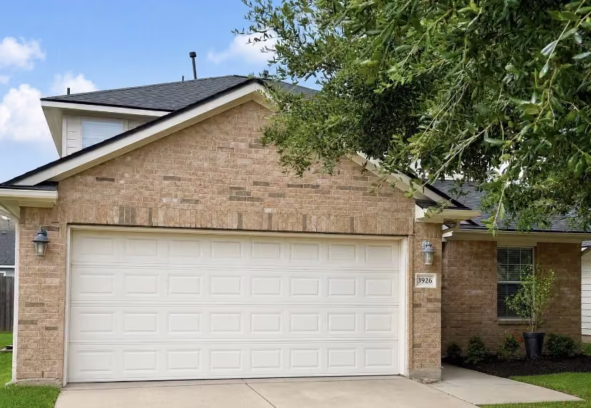 Photo of 3926 Falvel Shadow Creek Drive, Spring, TX