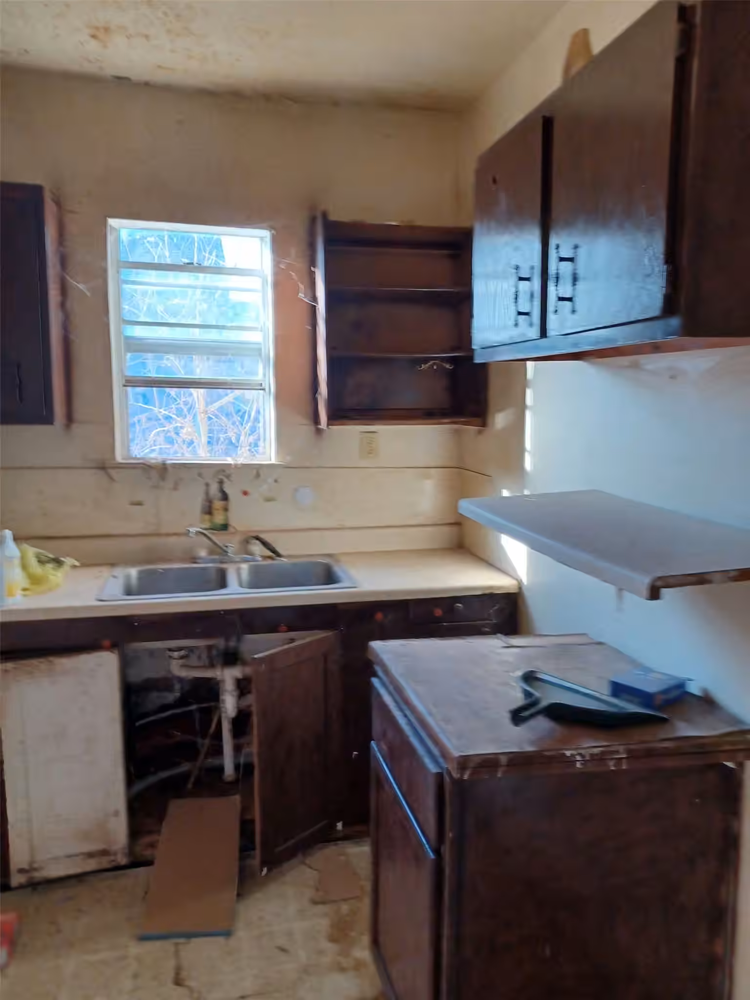 Photo 6 of 1106 W Milam Street, Wharton, TX