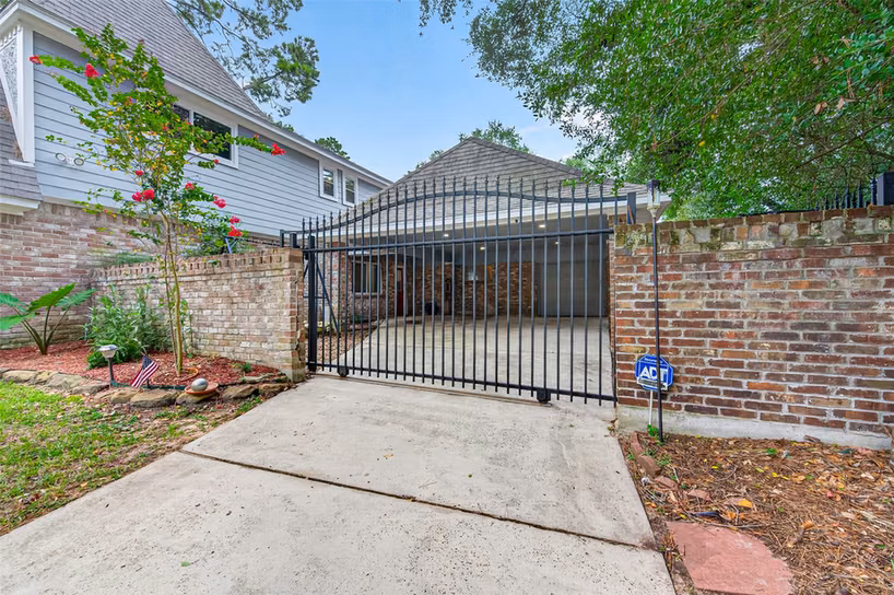 Photo 4 of 10703 Jaycreek Drive, Houston, TX