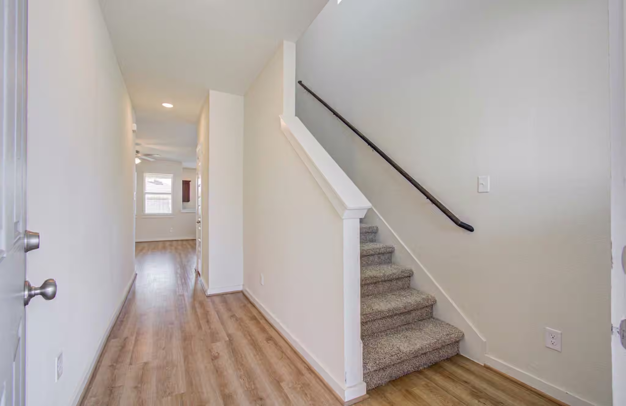 Photo 5 of 21239 Shore Bluff Drive, Cypress, TX