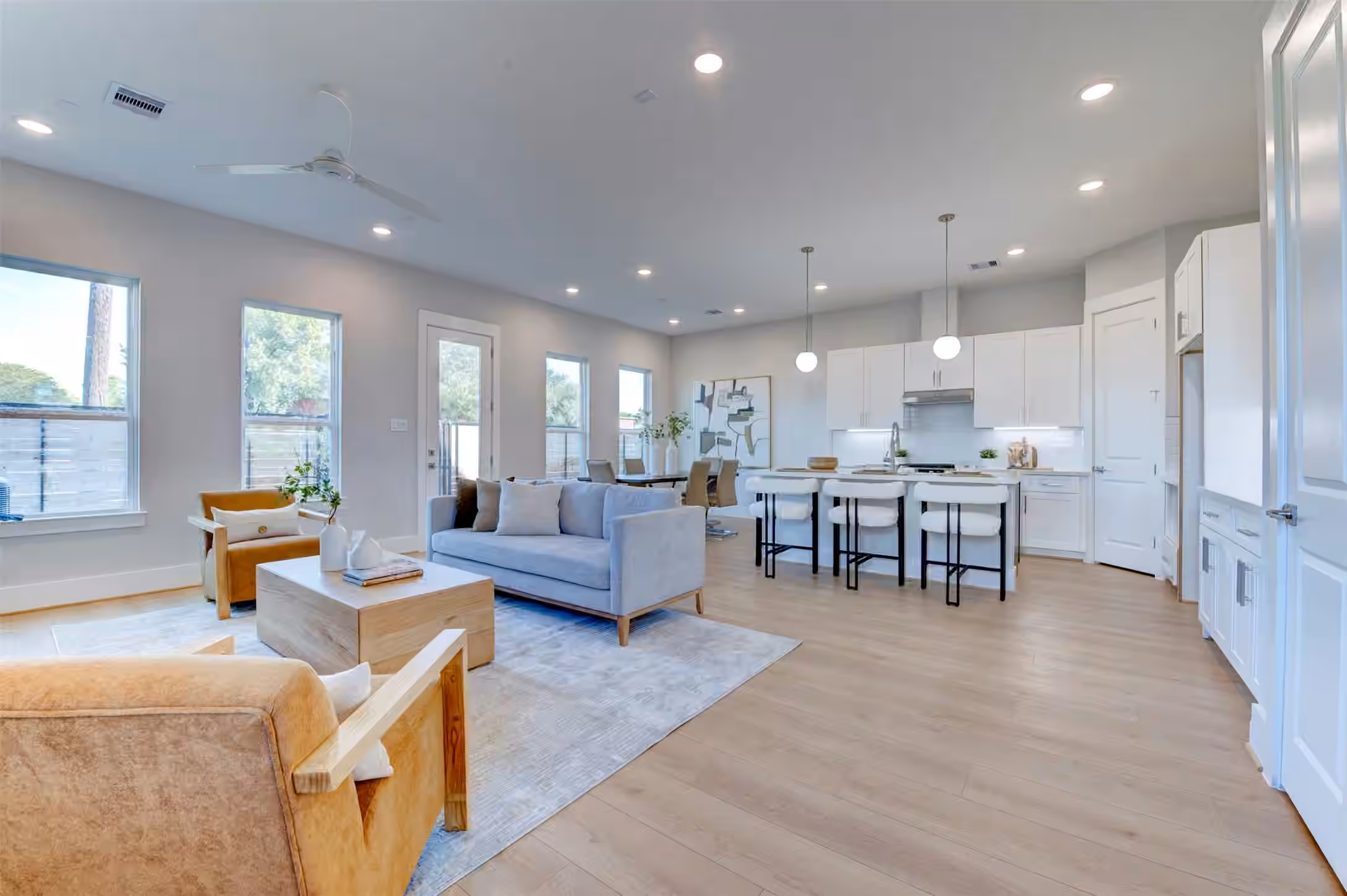 Photo 6 of 5130 Rosslyn Road, Houston, TX