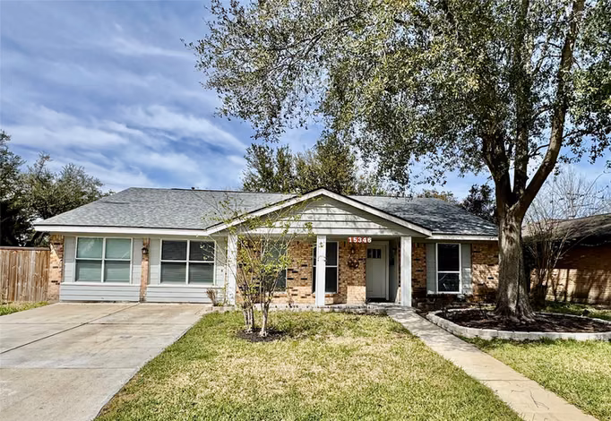 Photo 2 of 15346 E Ritter Circle, Missouri City, TX