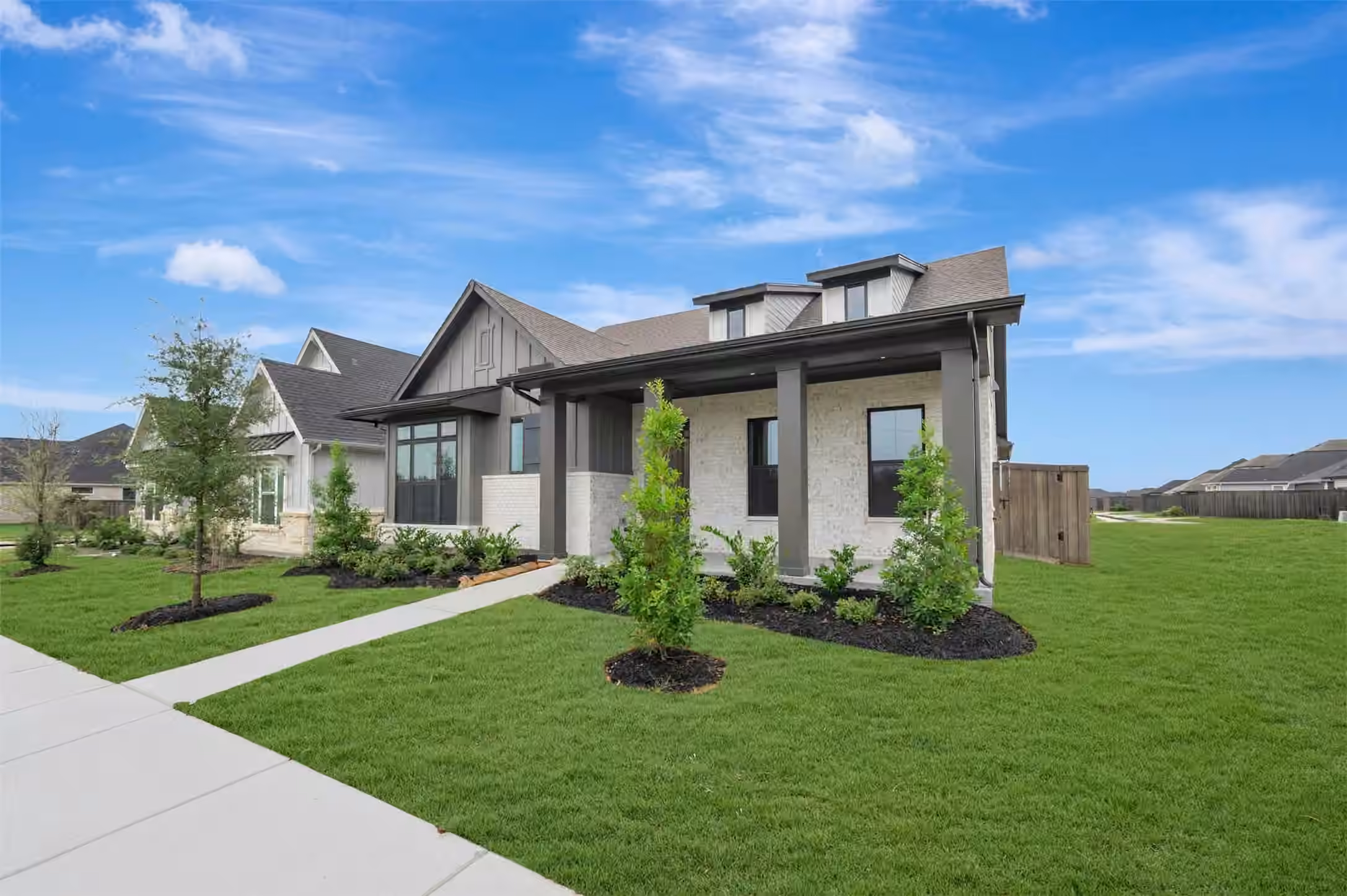 Photo 2 of 12014 Salty Bend Drive, Mont Belvieu, TX
