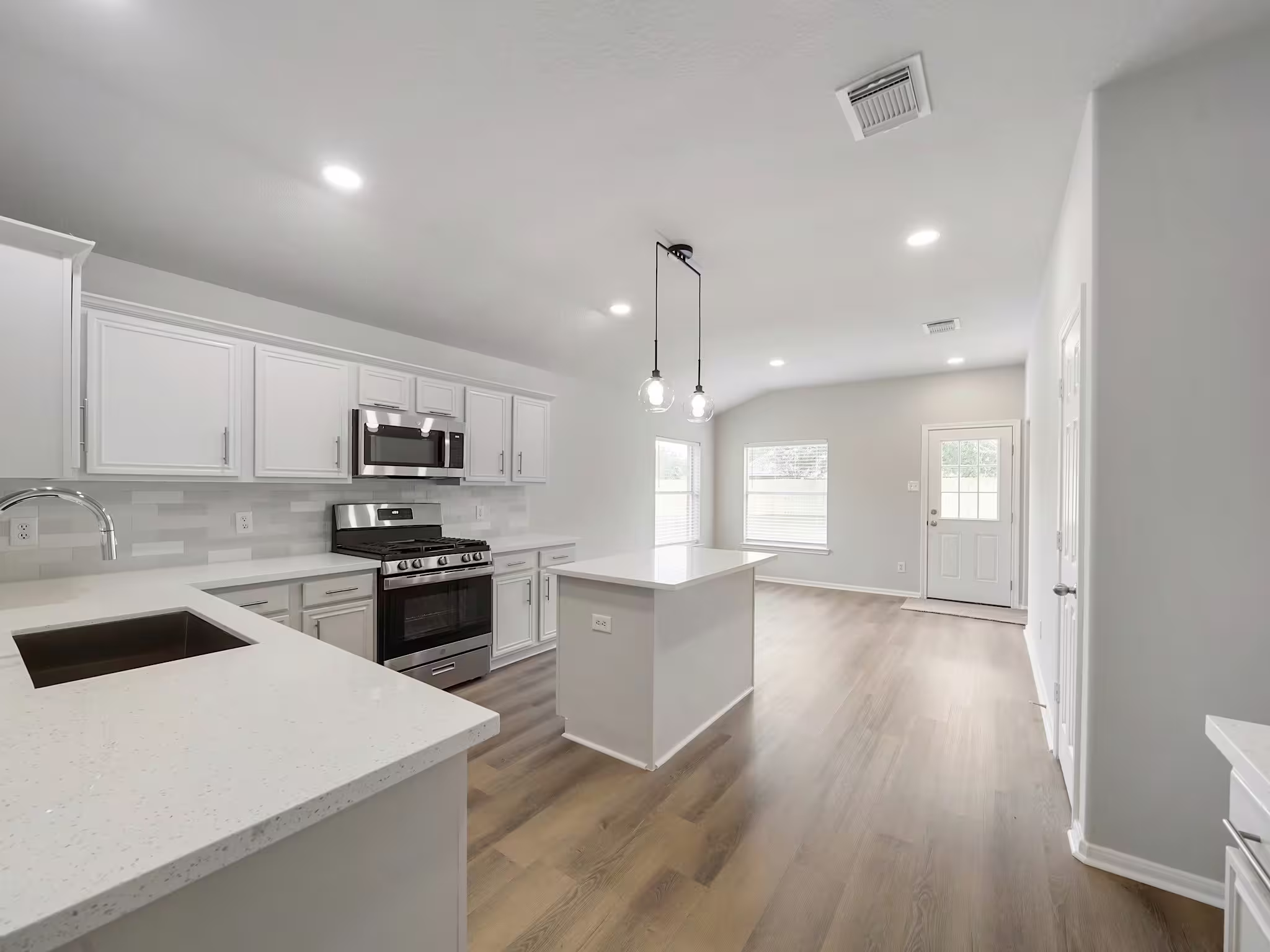 Photo 5 of 21006 Wildbrook Canyon Court, Katy, TX