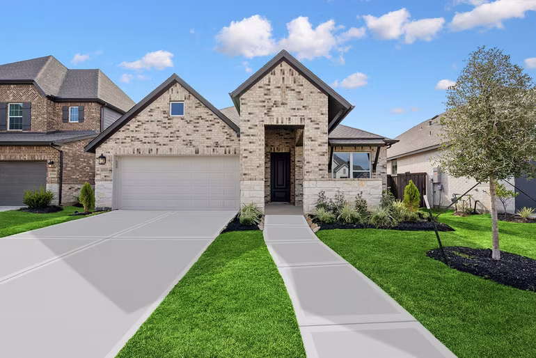 Photo of 12323 Palmetto Drive, Mont Belvieu, TX