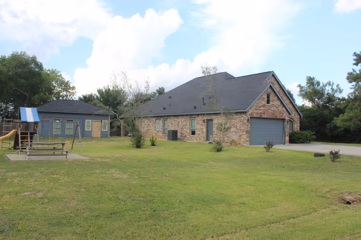 Photo 3 of 24510 Katex Boulevard, Katy, TX