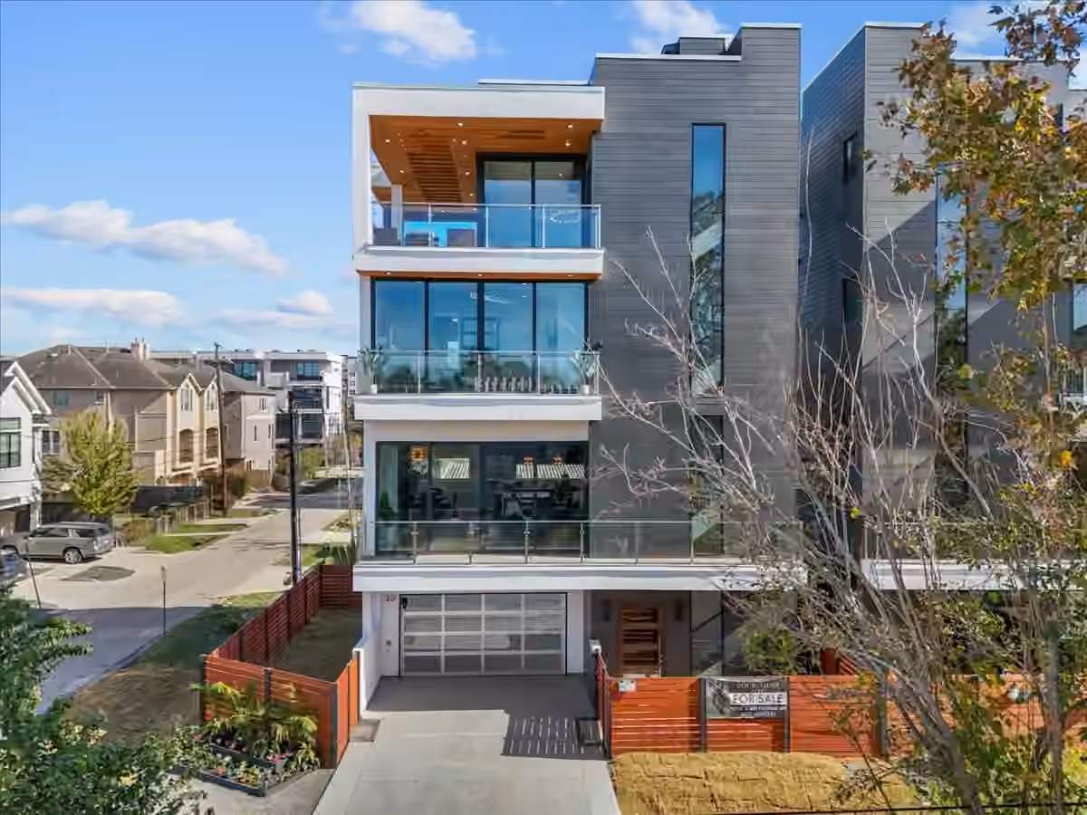 Photo 3 of 516 Reinerman Street, Houston, TX