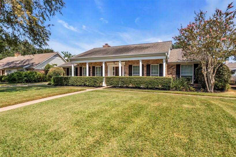 Photo 3 of 2526 Teague Road, Houston, TX