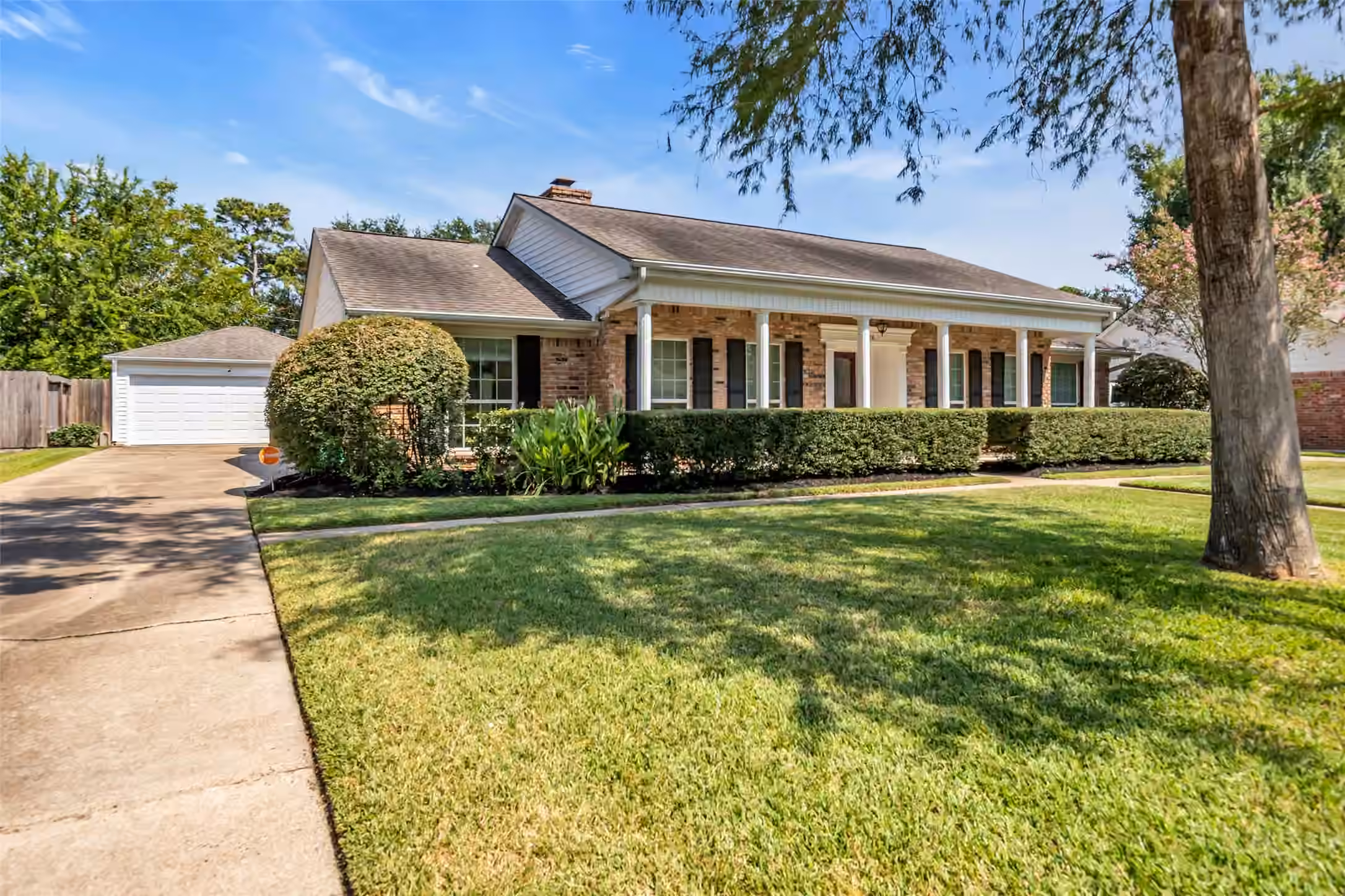 Photo 4 of 2526 Teague Road, Houston, TX