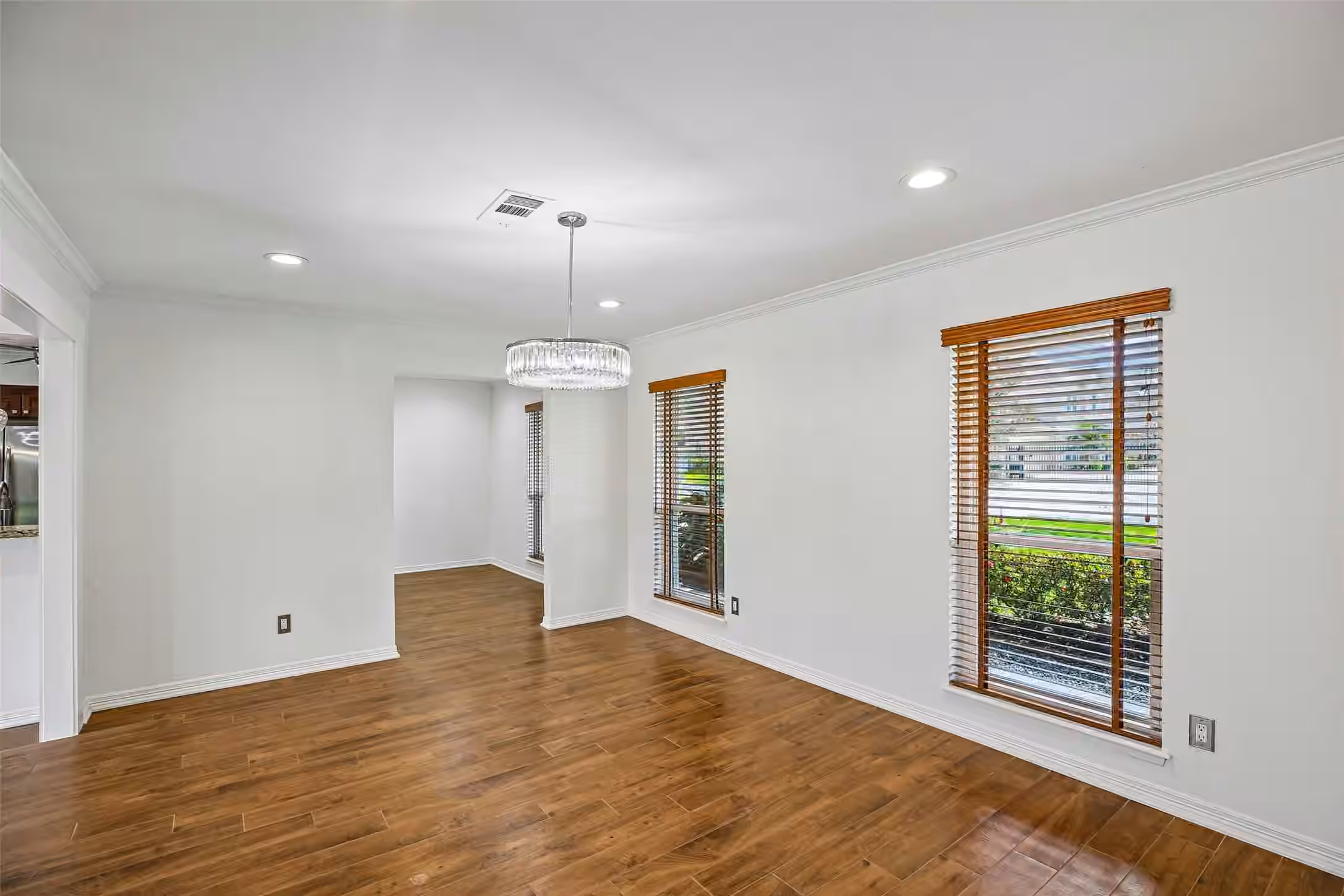 Photo 5 of 1429 Waseca Street, Houston, TX