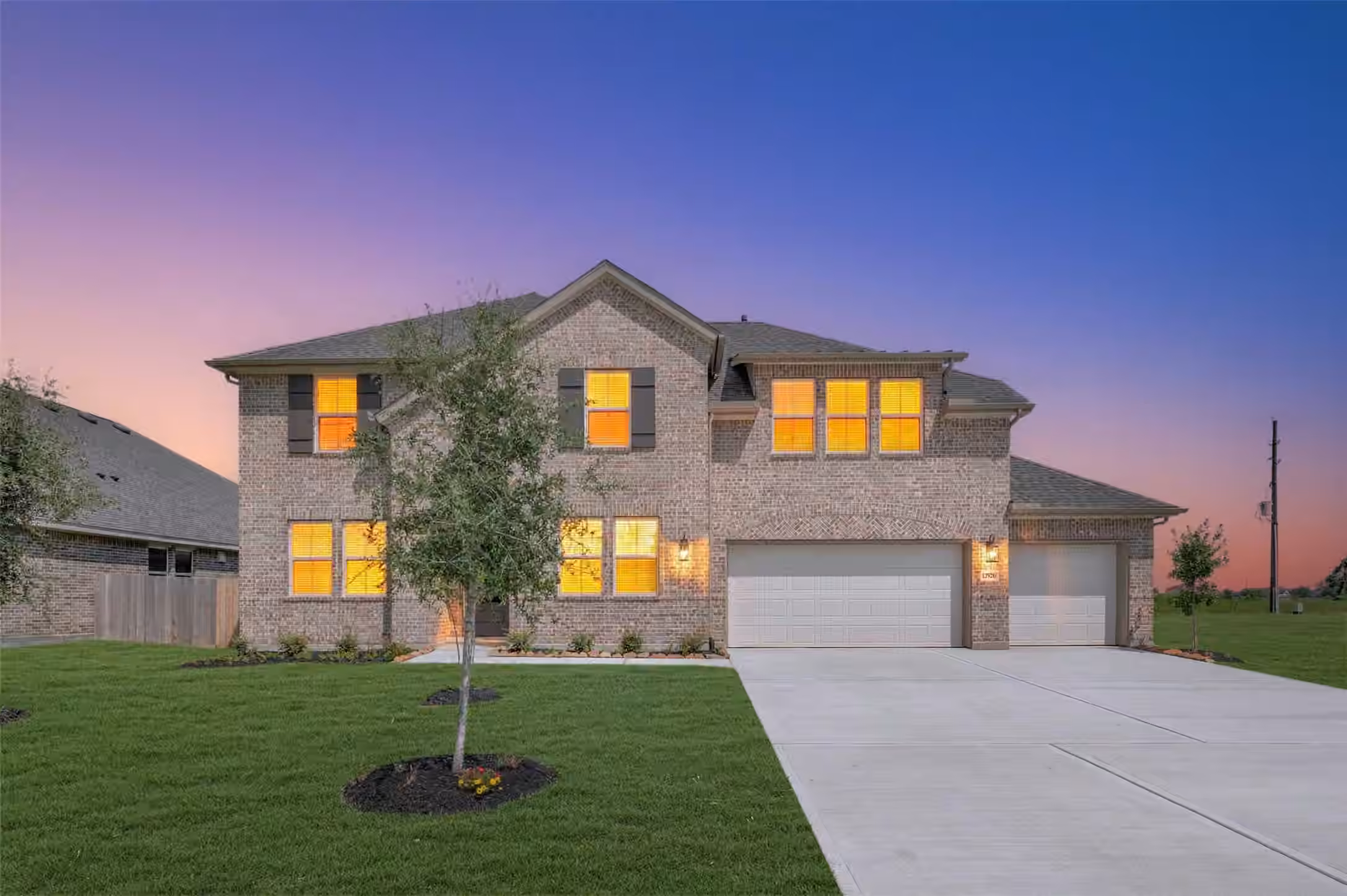 Photo of 12926 Old Fashion Circle, Mont Belvieu, TX 77535